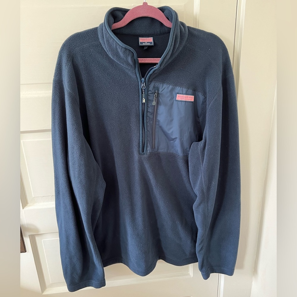 XL Vineyard Vines Quarter Zip Fleece